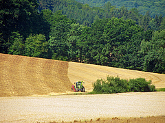 Landwirte pr&auml;gen Aussehen und Vielfalt der Landschaft in Europa. (Bild: Sebastian Lakner)