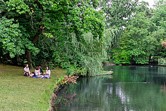 St&auml;dtische Parks und ihre biologische Vielfalt tragen zu unserer Gesundheit und unserem Wohlbefinden bei, zum Beispiel indem sie unseren Stresspegel senken. (Bild: Foto: Stefan Bernhardt)