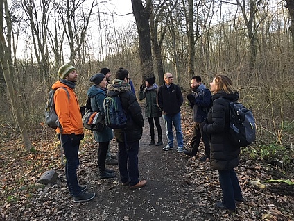 sLandServ working group discovering Leipzig's ecosystems. Photo credit: Barbara Schröter